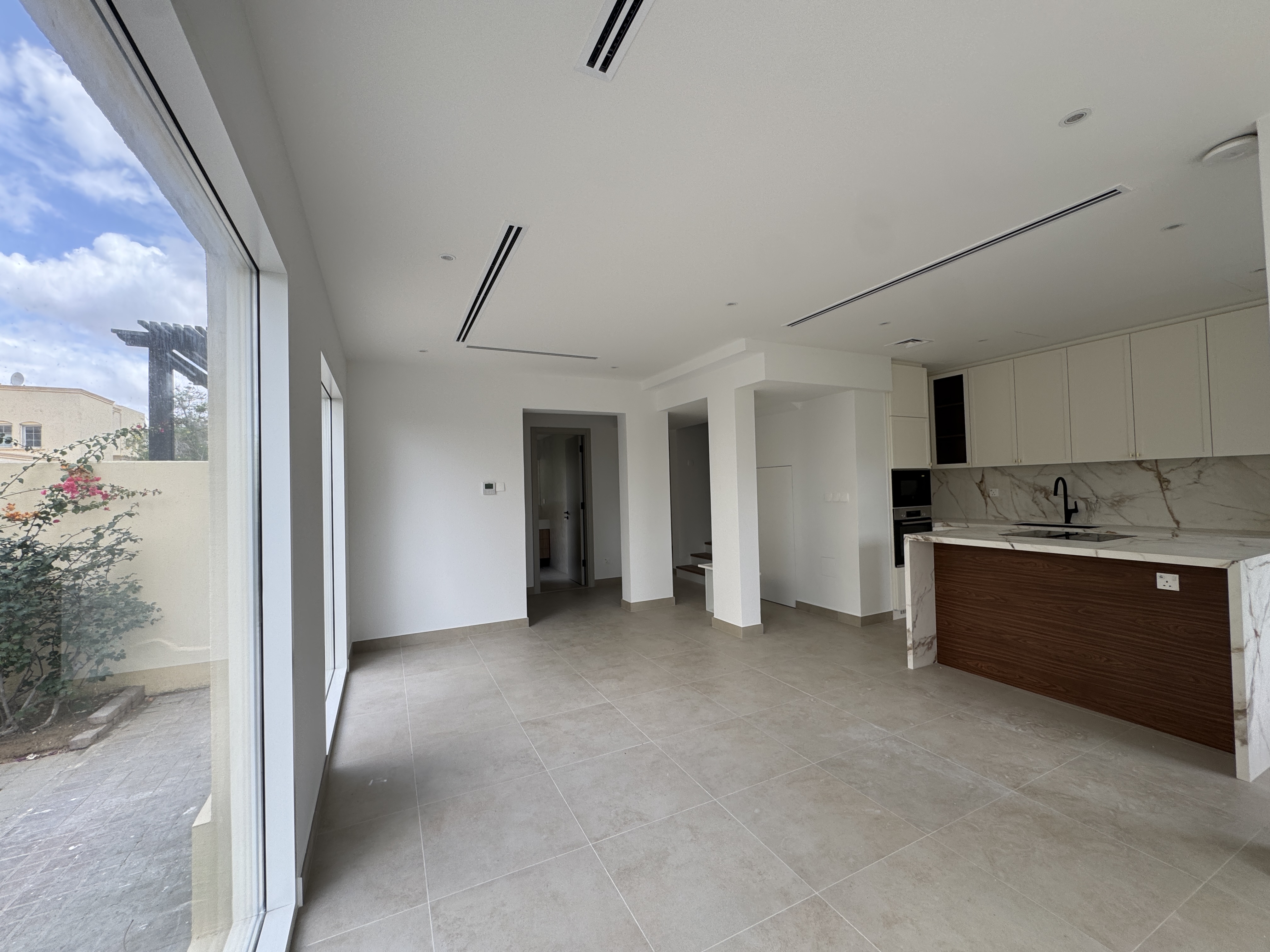 2 Bedrooms Townhouse in Springs 9