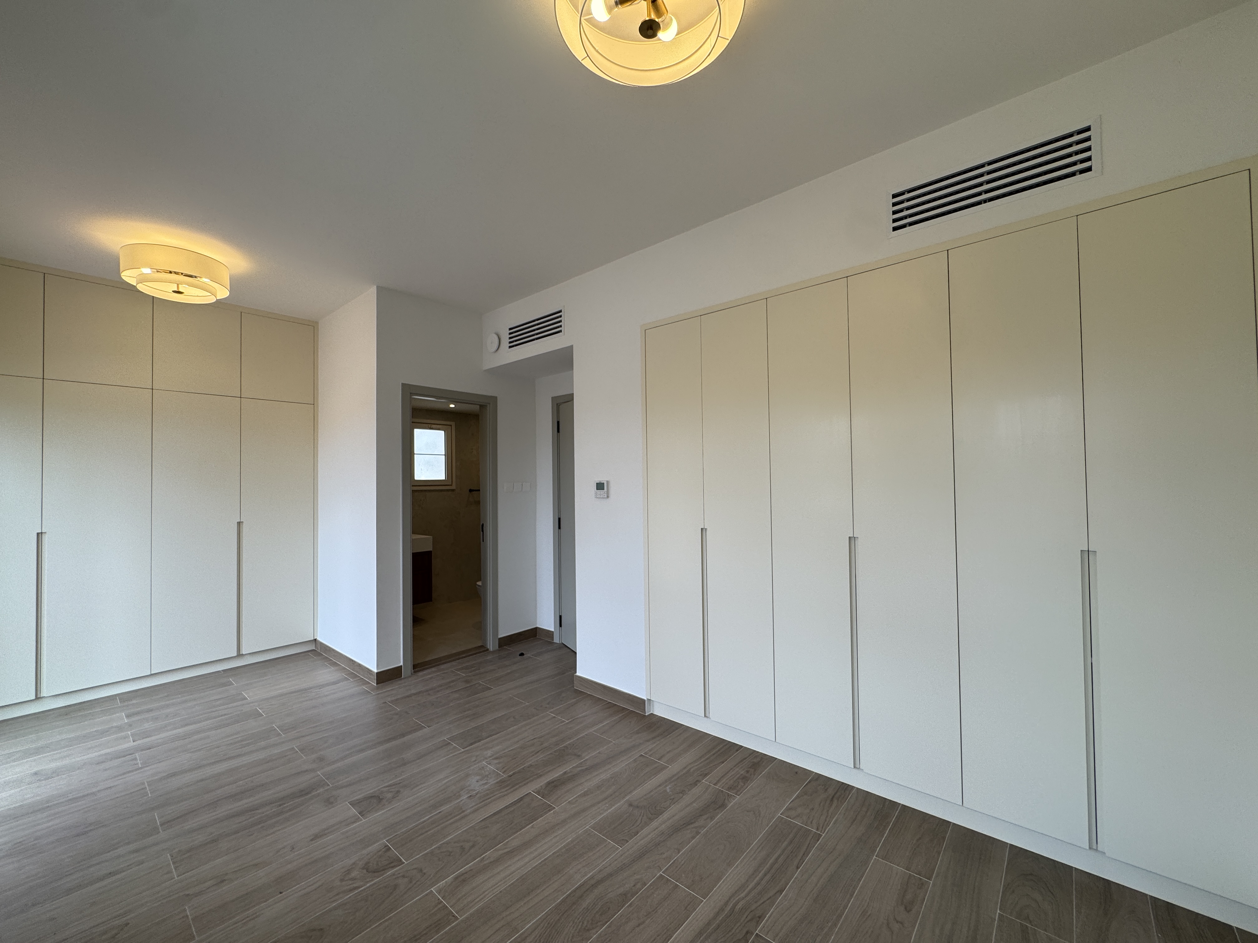 2 Bedrooms Townhouse in Springs 9