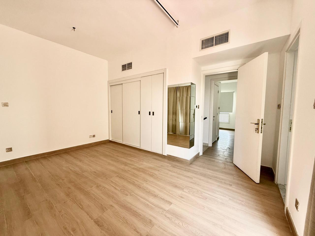 2 Bedrooms Townhouse in Springs 4