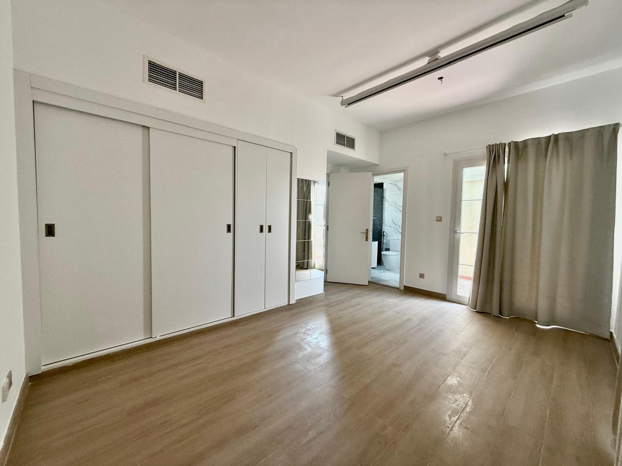 2 Bedrooms Townhouse in Springs 4