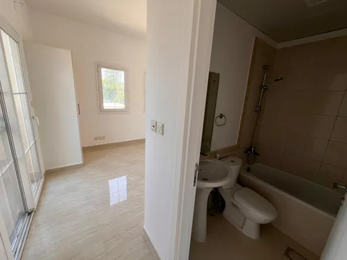 2 Bedrooms Townhouse in Springs 5