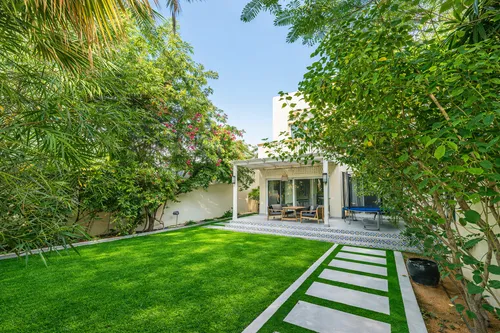 4 Bedrooms Townhouse in Springs 11