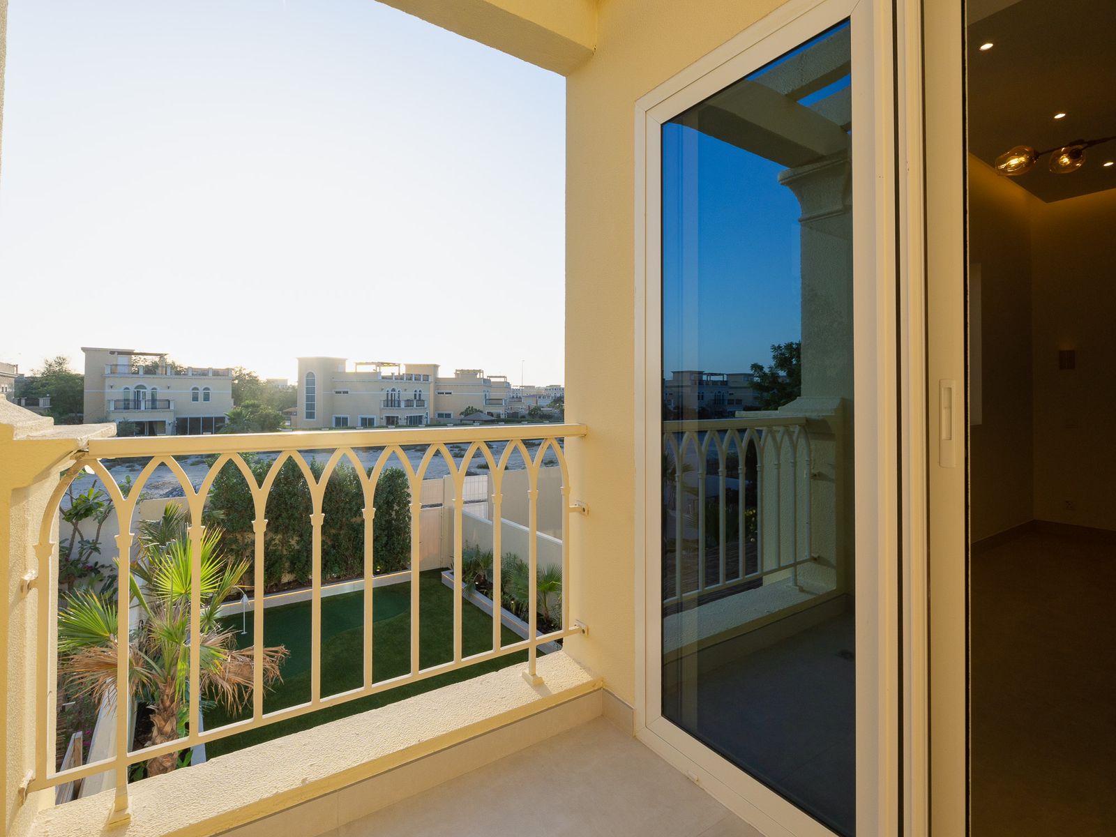 3 Bedrooms Townhouse in Springs 14