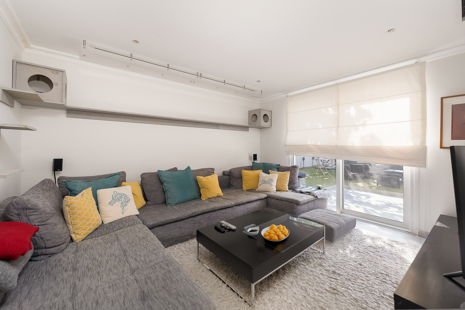 4 Bedrooms Villa in Meadows 4