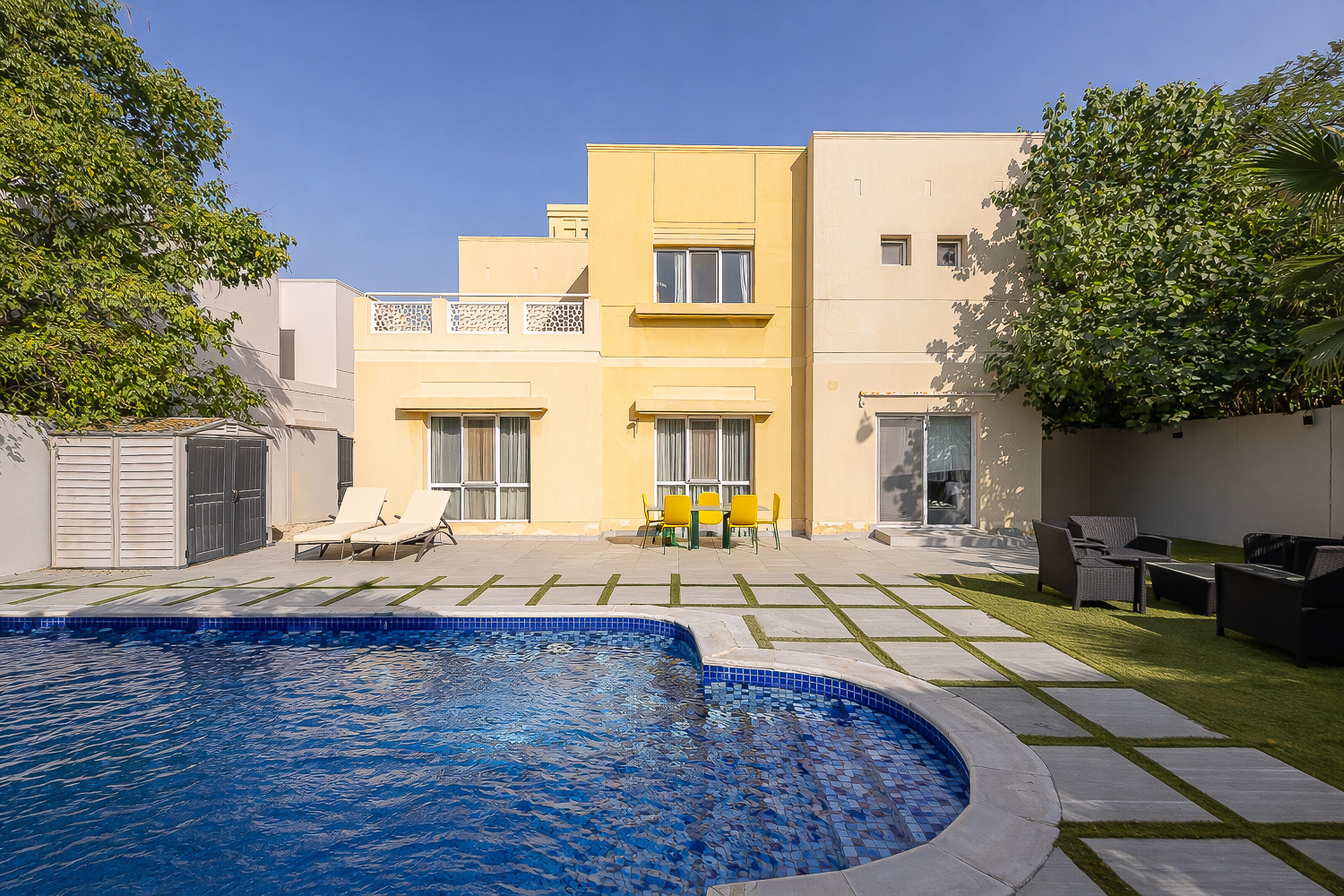 4 Bedrooms Villa in Meadows 4