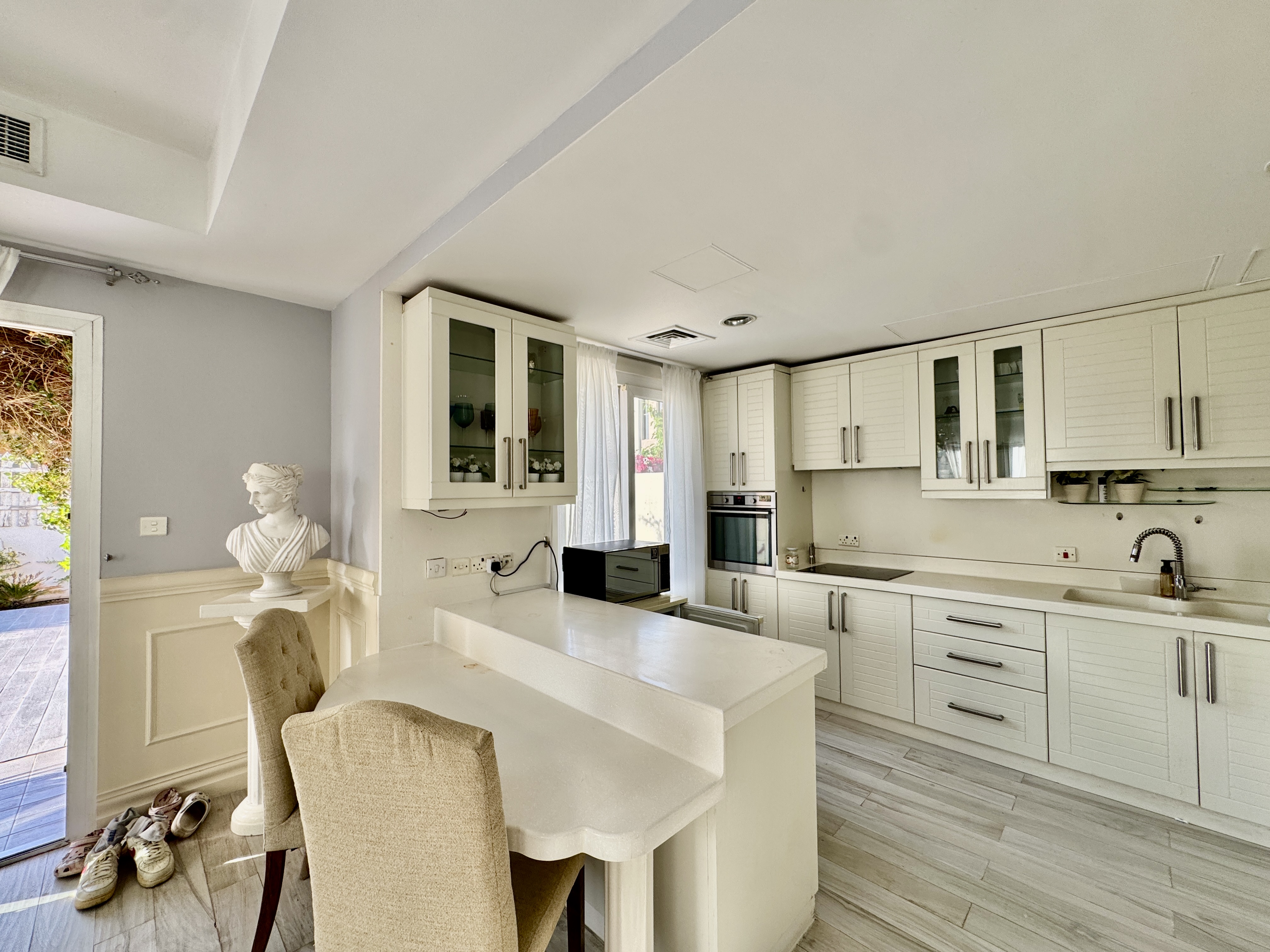 2 Bedrooms Townhouse in Springs 1