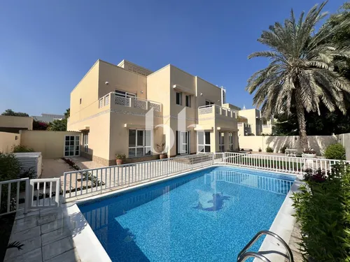 Lake View | Upgraded | Private Pool | Large Layout