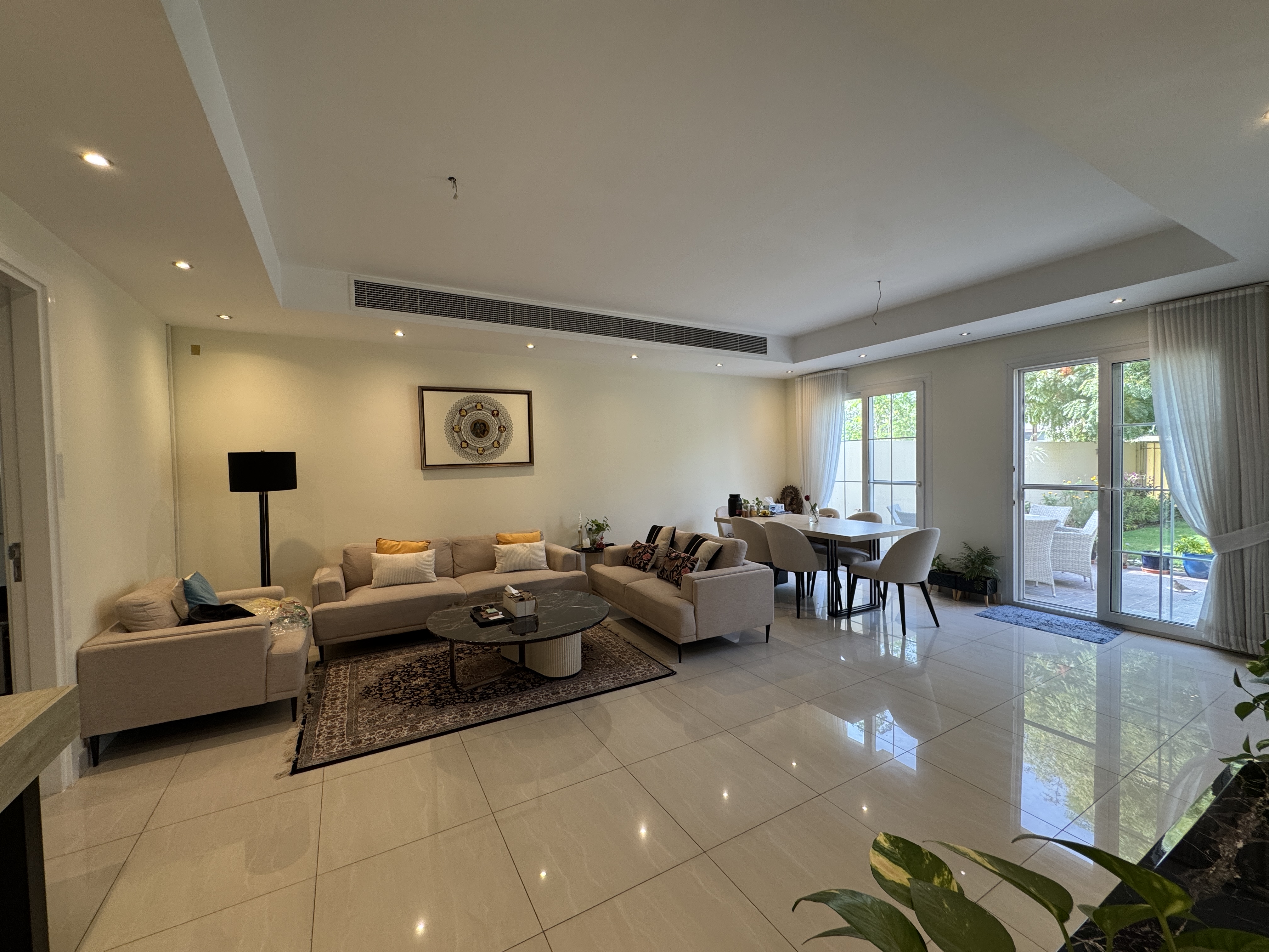 4 Bedrooms Townhouse in Springs 10