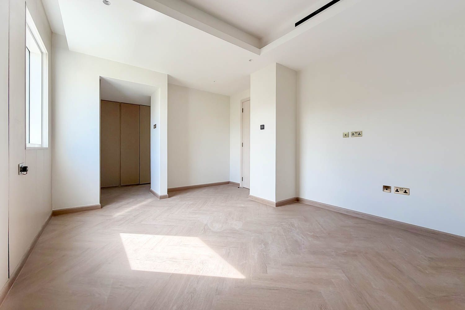 3 Bedrooms Townhouse in Springs 9