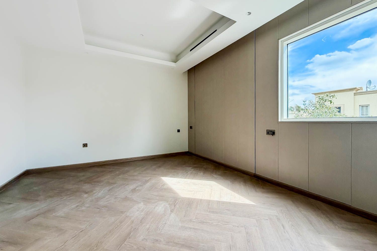 3 Bedrooms Townhouse in Springs 9