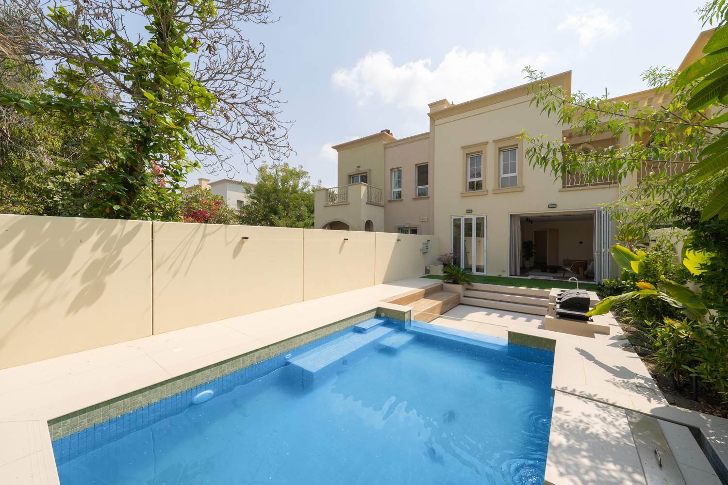 3 Bedrooms Townhouse in Springs 6