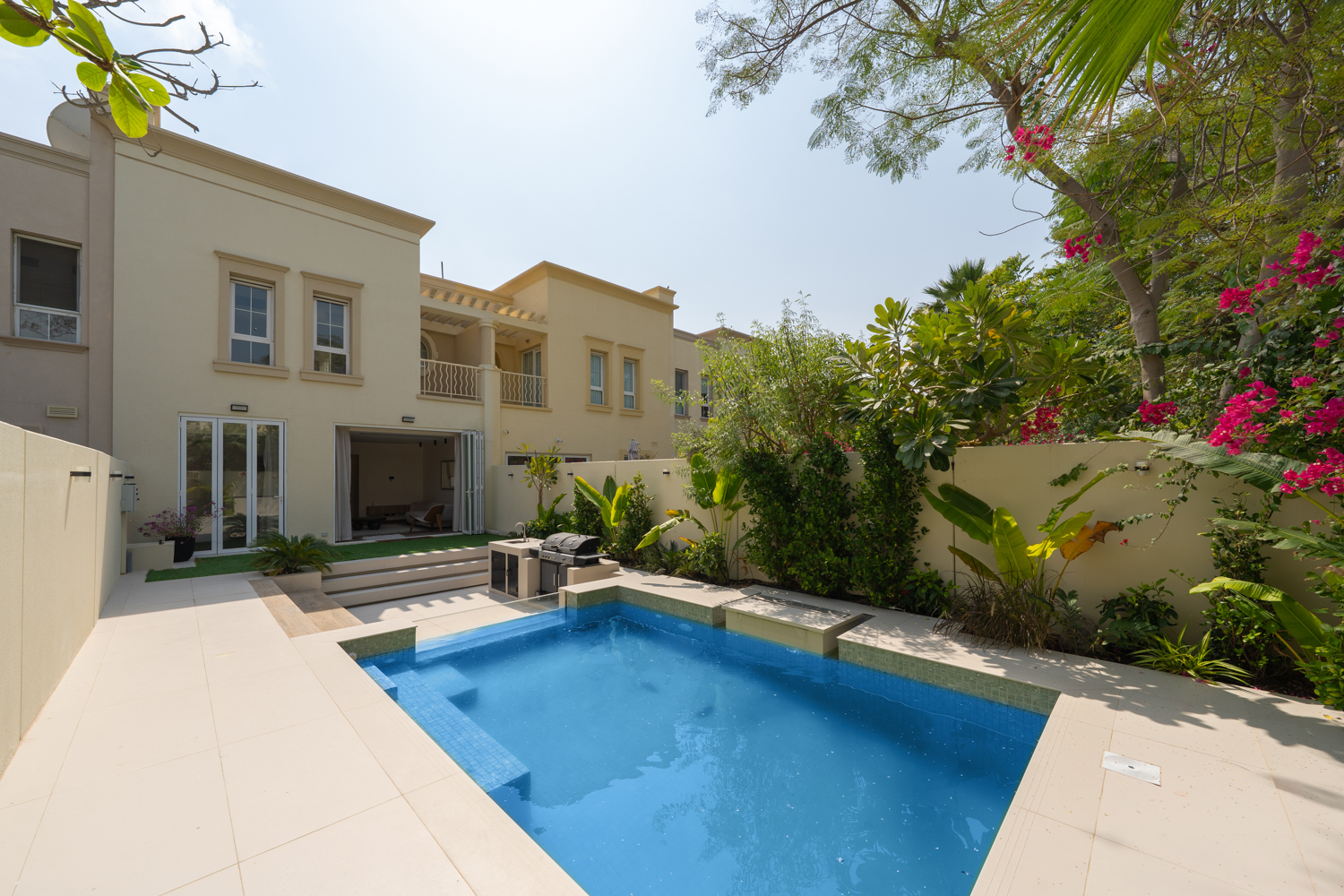 3 Bedrooms Townhouse in Springs 6