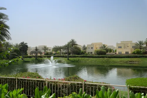 5 Bedrooms Villa in Meadows 7