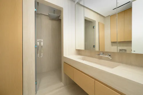 5 Bedrooms Villa in Meadows 7