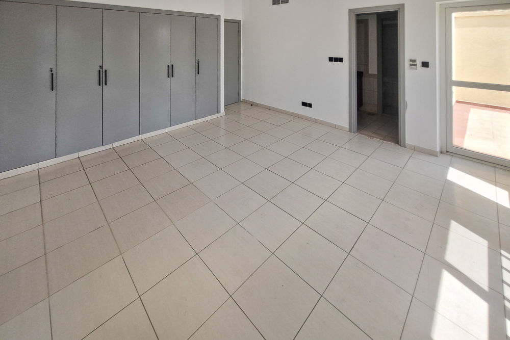 3 Bedrooms Townhouse in Springs 4