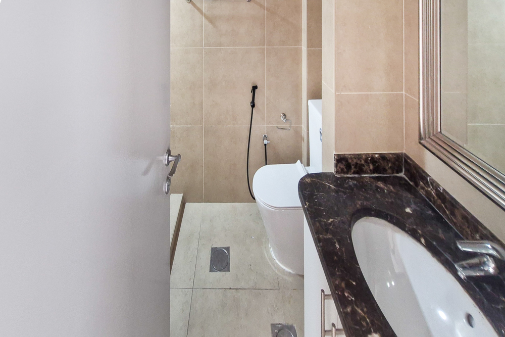 3 Bedrooms Townhouse in Springs 4