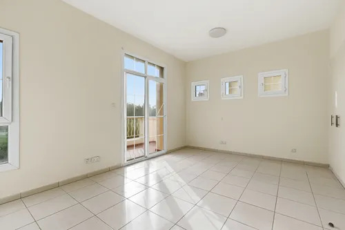 3 Bedrooms Townhouse in Springs 14