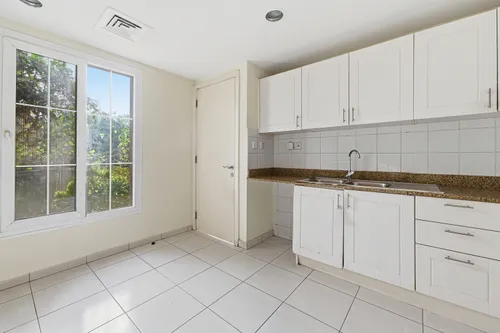 3 Bedrooms Townhouse in Springs 14