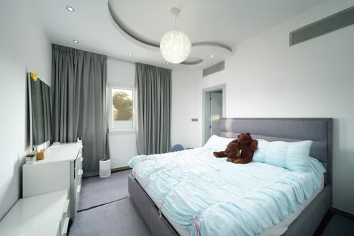 6 Bedrooms Villa in Meadows 7