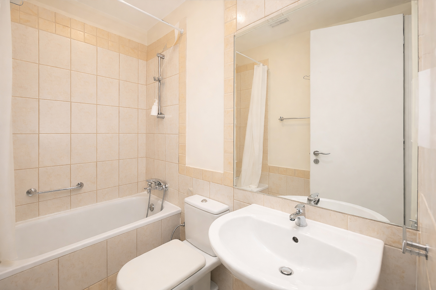 2 Bedrooms Townhouse in Springs 7