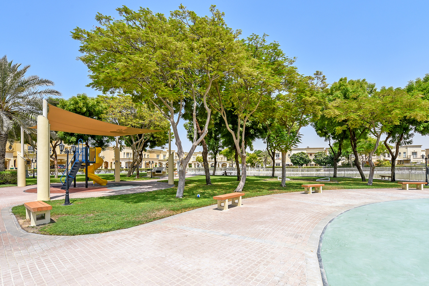 2 Bedrooms Townhouse in Springs 11