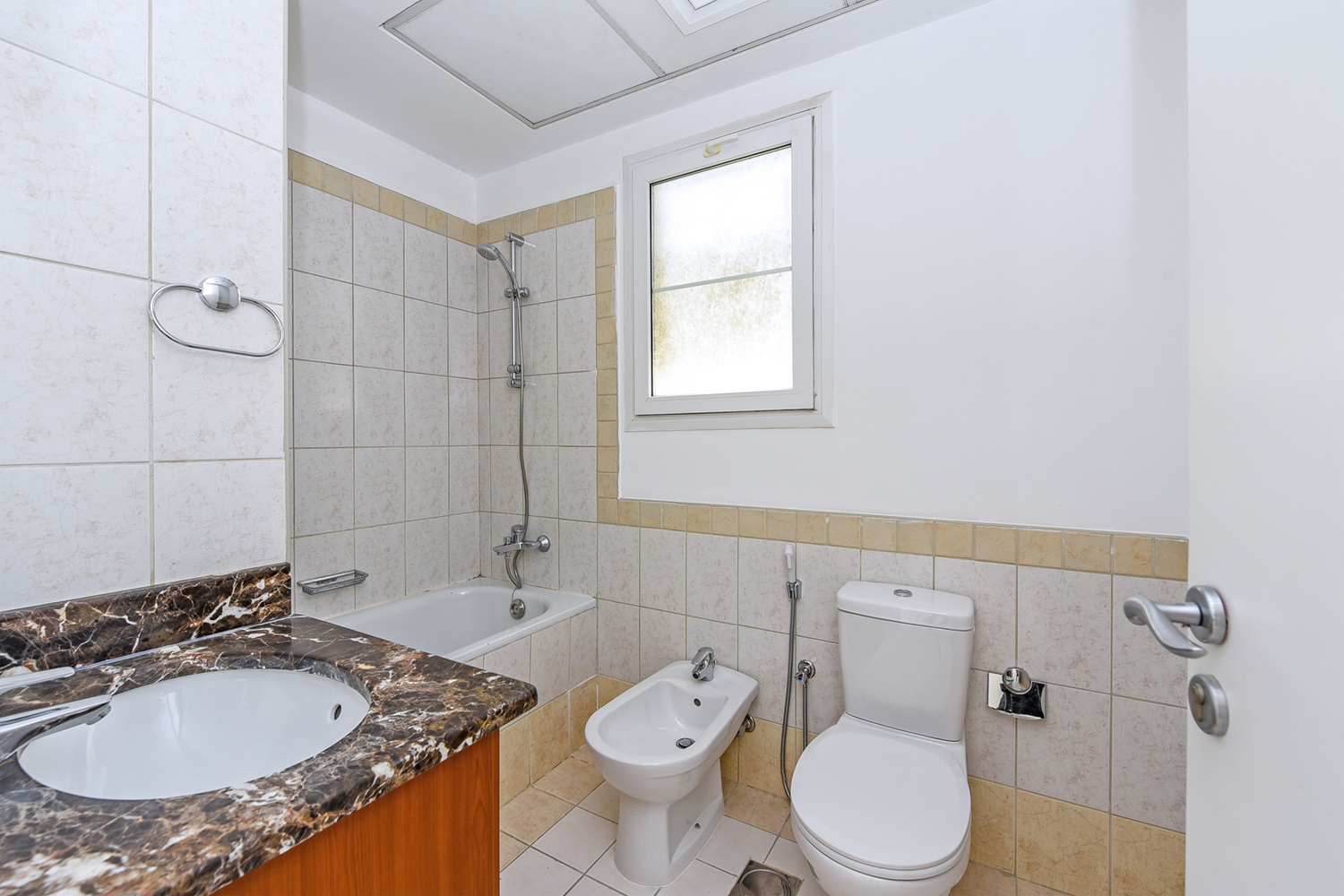 2 Bedrooms Townhouse in Springs 1