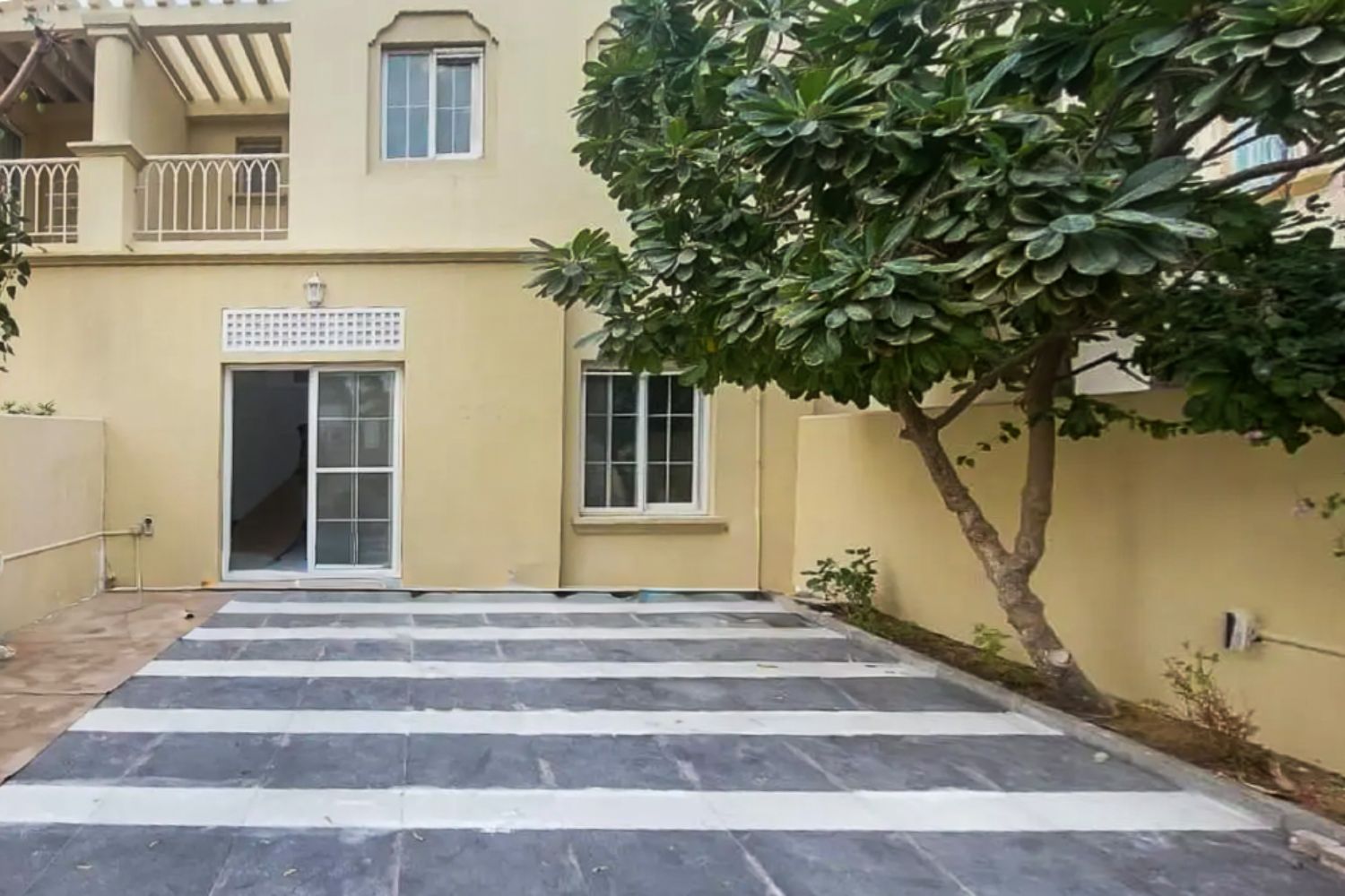 2 Bedrooms Townhouse in Springs 15