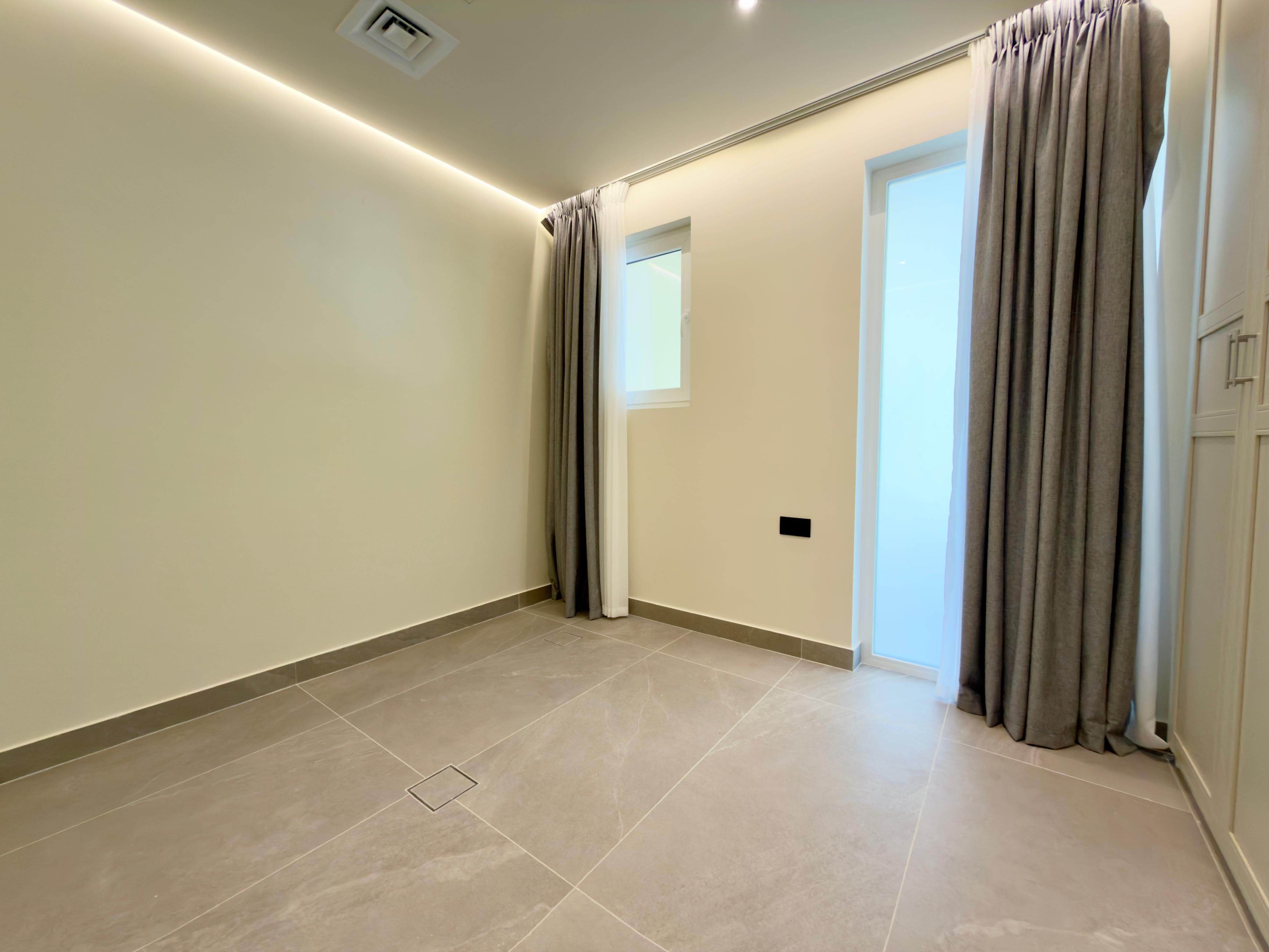 3 Bedrooms Townhouse in Springs 3