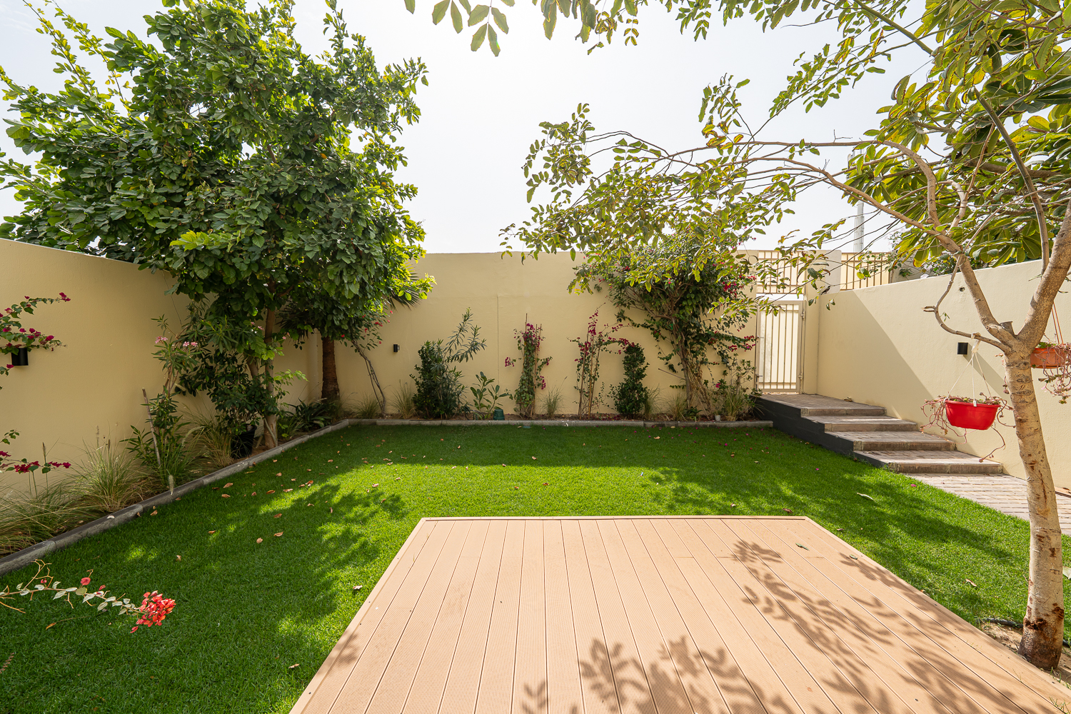 3 Bedrooms Townhouse in Springs 3