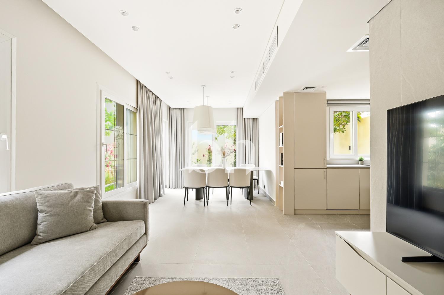 TURNKEY | VACANT | END UNIT | FULL VASTU