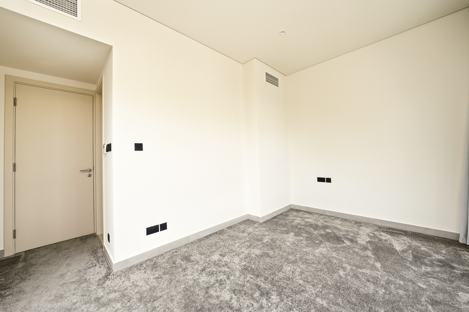 3 Bedrooms Townhouse in Springs 3