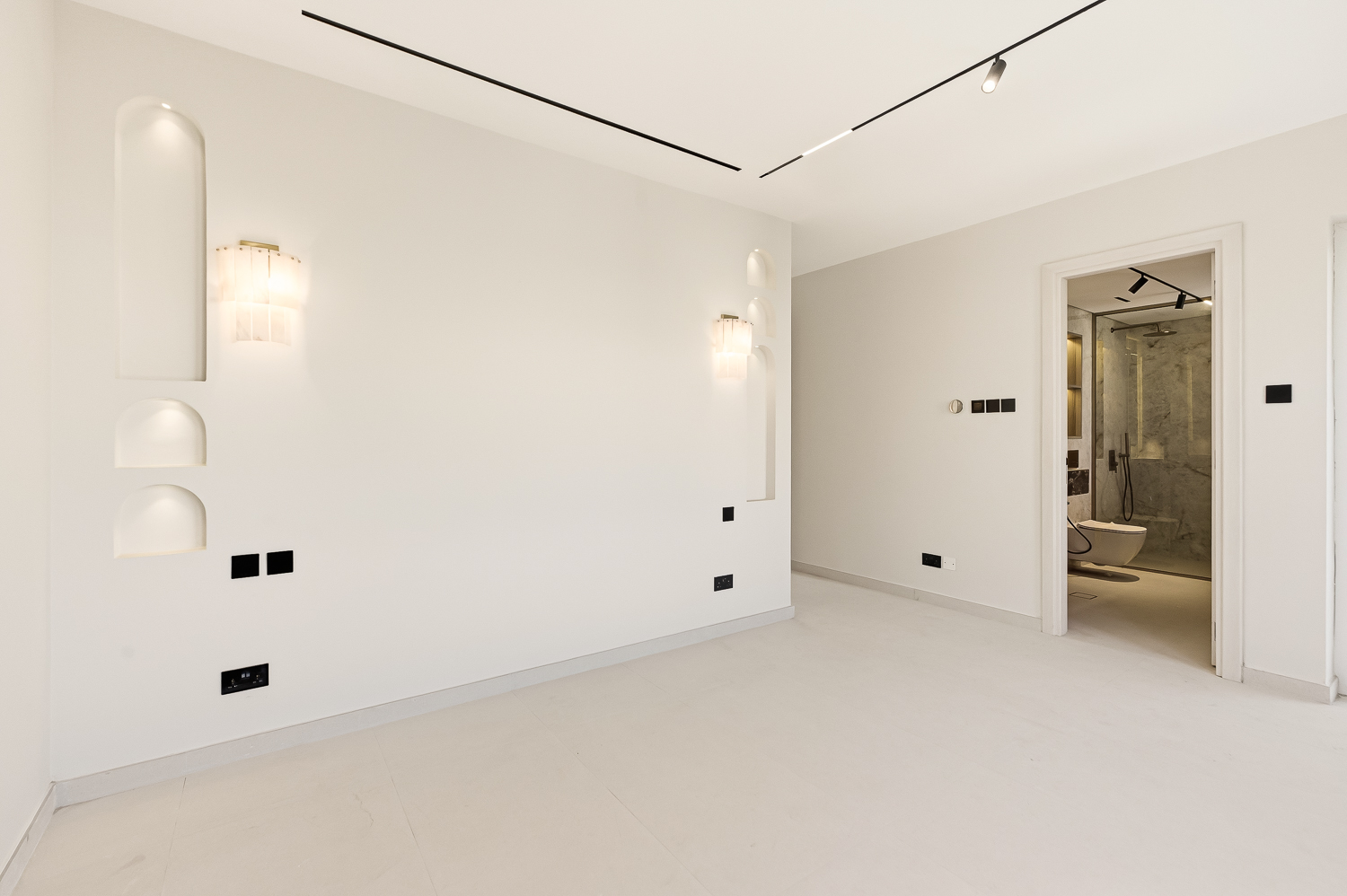 3 Bedrooms Townhouse in Springs 9