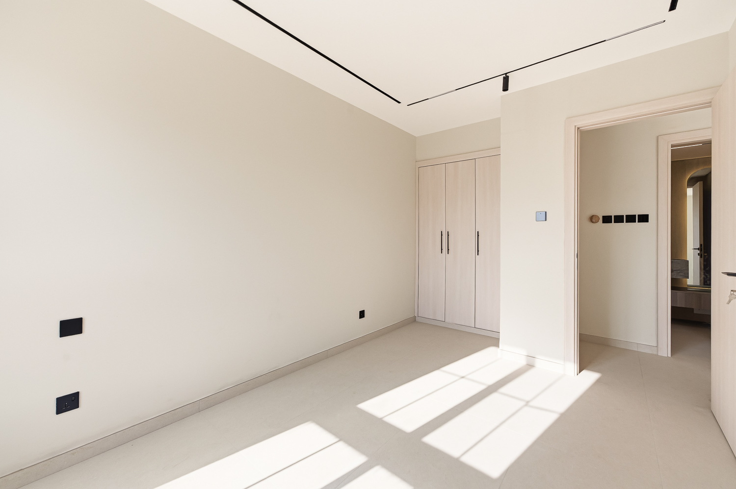 3 Bedrooms Townhouse in Springs 9