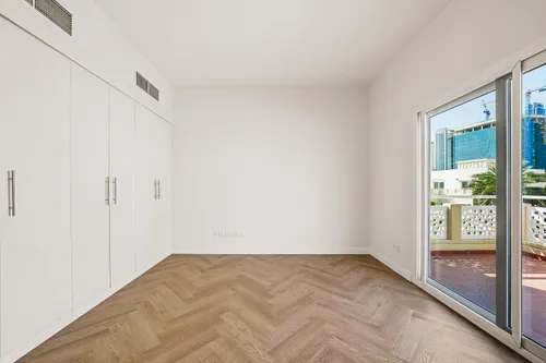 3 Bedrooms Villa in Meadows 1