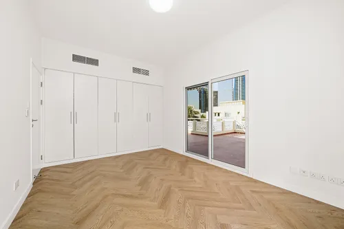 3 Bedrooms Villa in Meadows 1