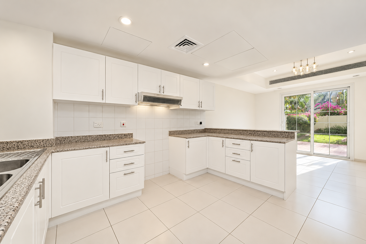 3 Bedroom Villa in Springs 14