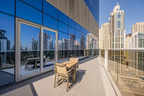 4 Bedrooms Hotel Apartment in Orra Harbour Tower 2