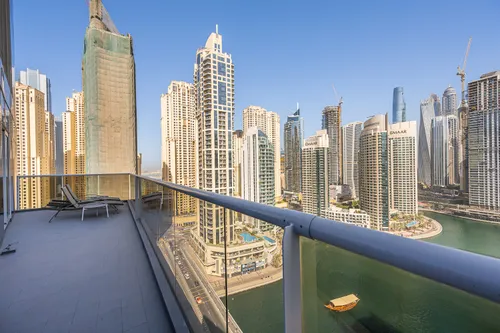 4 Bedrooms Hotel Apartment in Orra Harbour Tower 2