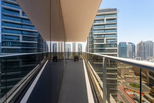 5 Bedrooms Hotel Apartment in Orra Harbour Tower 2