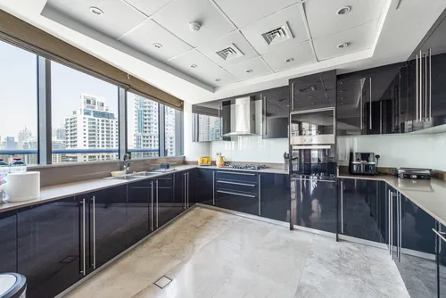 5 Bedrooms Hotel Apartment in Orra Harbour Tower 2