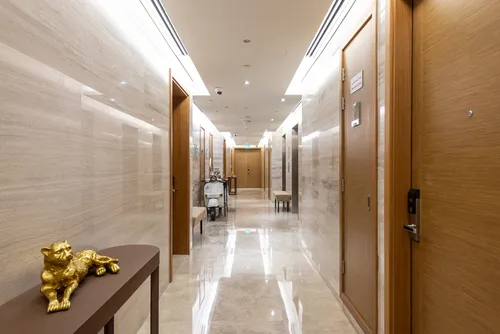 5 Bedrooms Hotel Apartment in Orra Harbour Tower 2