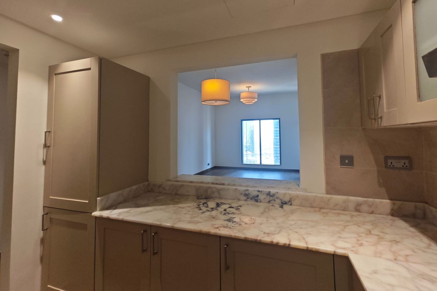 1 Bedroom Apartment in Green Lake Tower 3