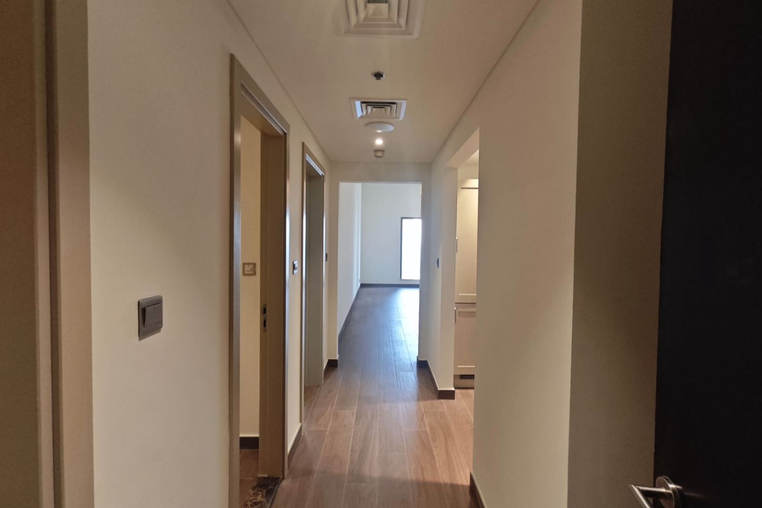 1 Bedroom Apartment in Green Lake Tower 3