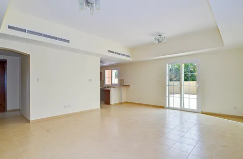 3 Bedrooms Townhouse in Al Reem 1