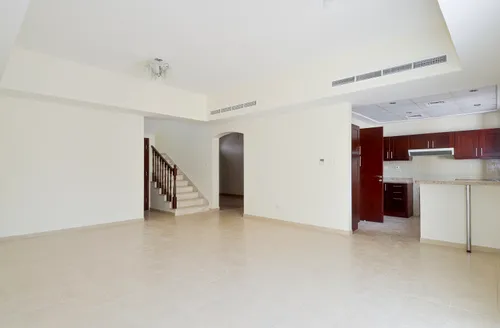 3 Bedrooms Townhouse in Al Reem 1