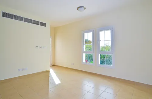 3 Bedrooms Townhouse in Al Reem 1