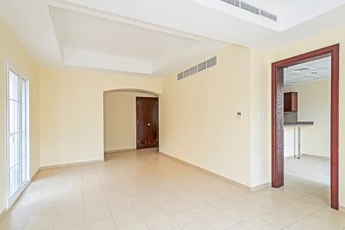 3 Bedrooms Townhouse in Al Reem 2