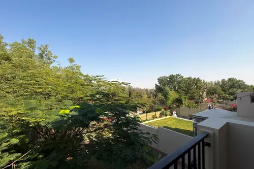 3 Bedrooms Townhouse in Al Reem 2