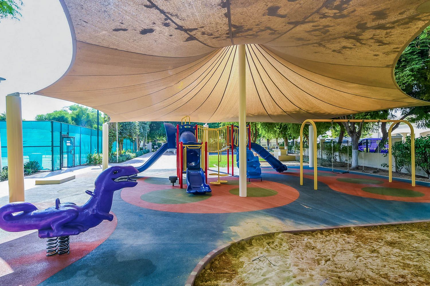 3 Bedrooms Townhouse in Al Reem 1