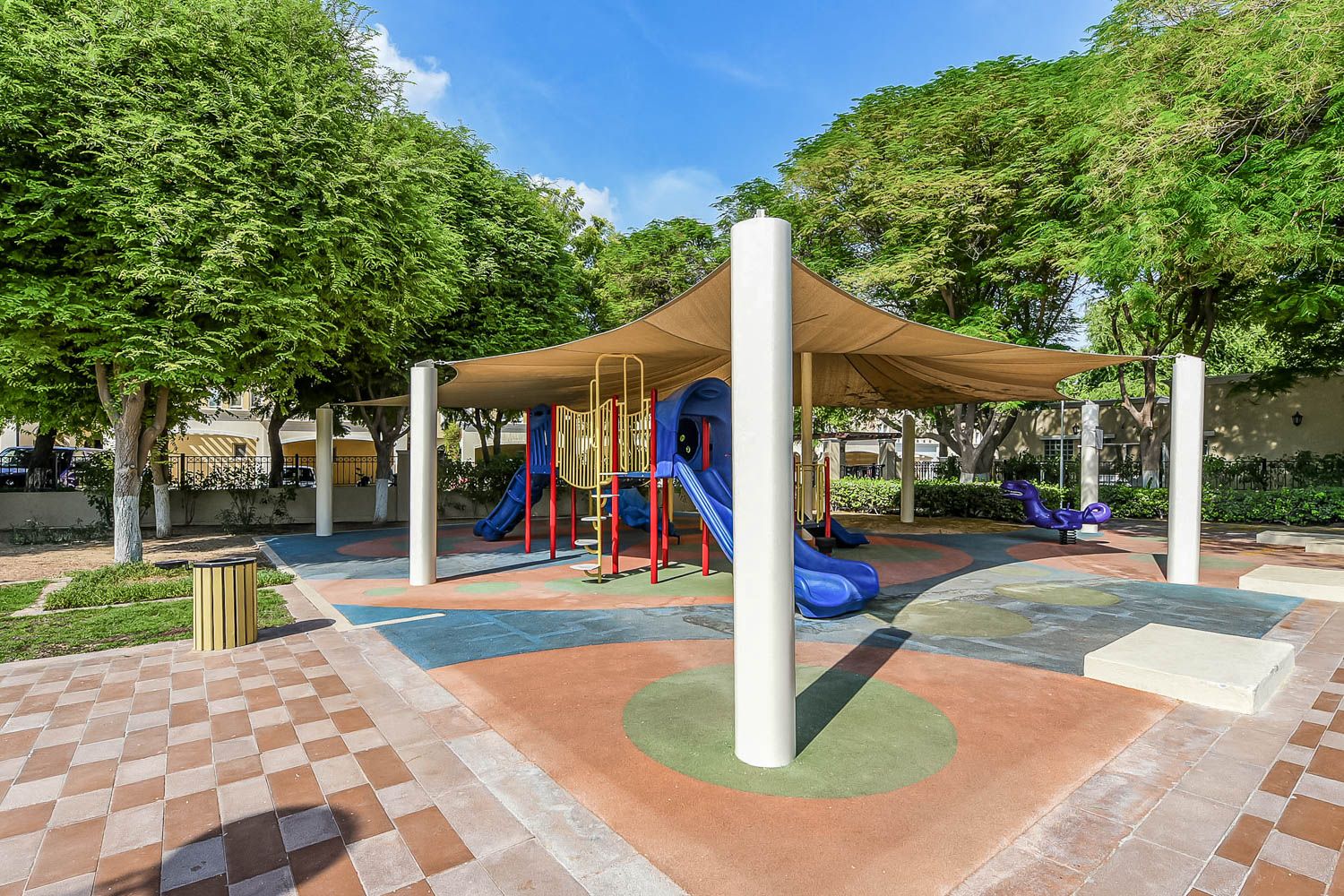 3 Bedrooms Townhouse in Al Reem 1